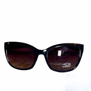 Oscar dela Renta Sunglasses NWT